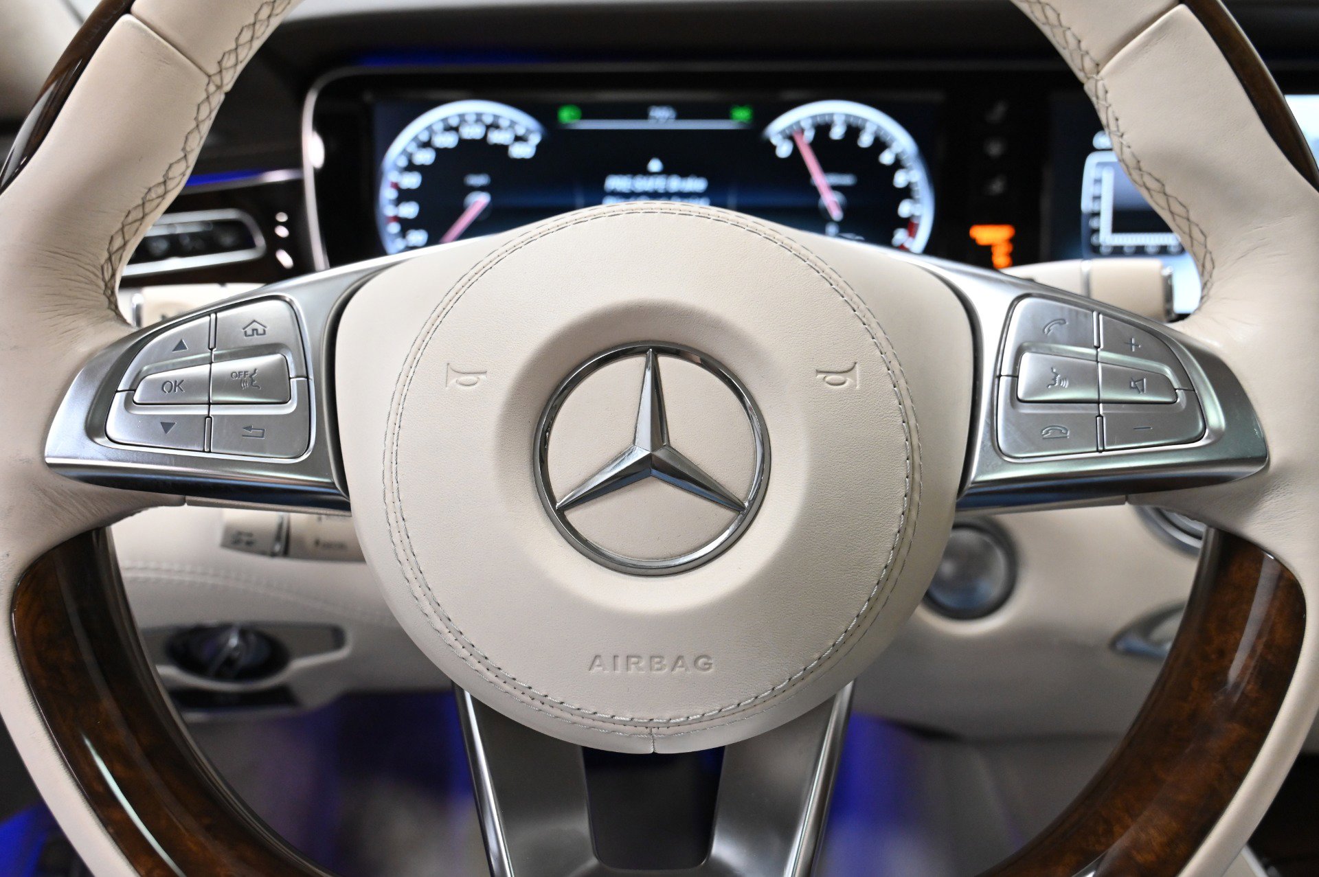 Used 2015 Mercedes-Benz S 550 4MATIC Coupe image 8