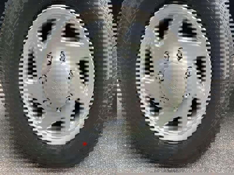 Used 2010 Ford E-350 and Econoline 350 XL image 19