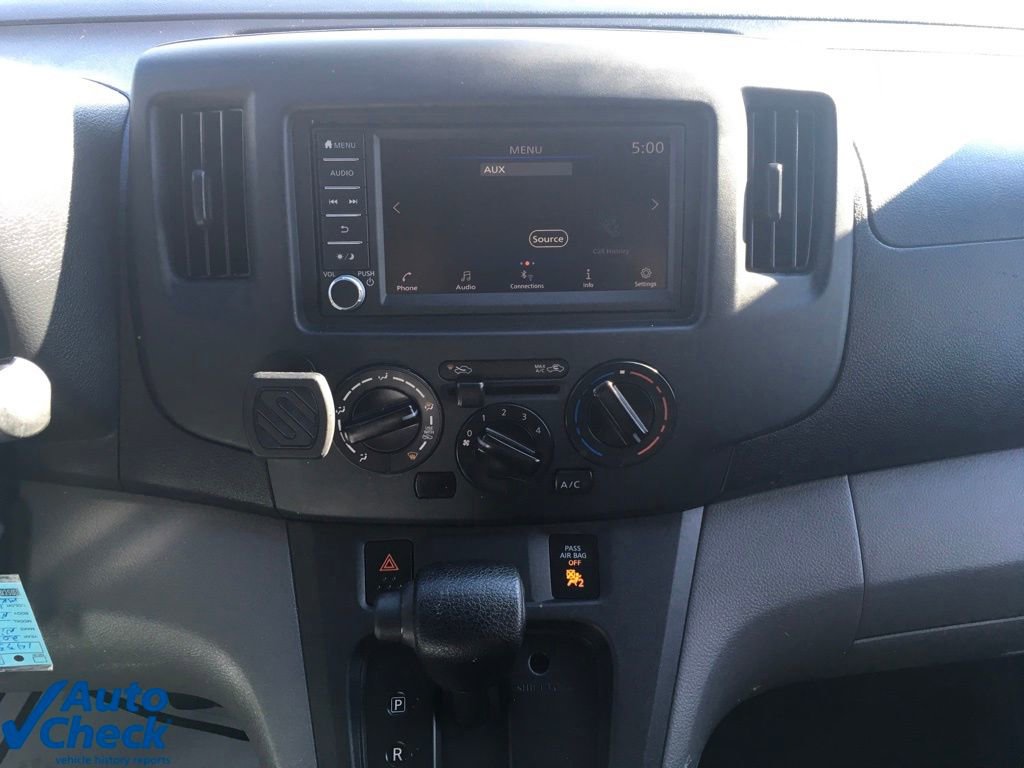 Used 2021 Nissan NV200 S image 25