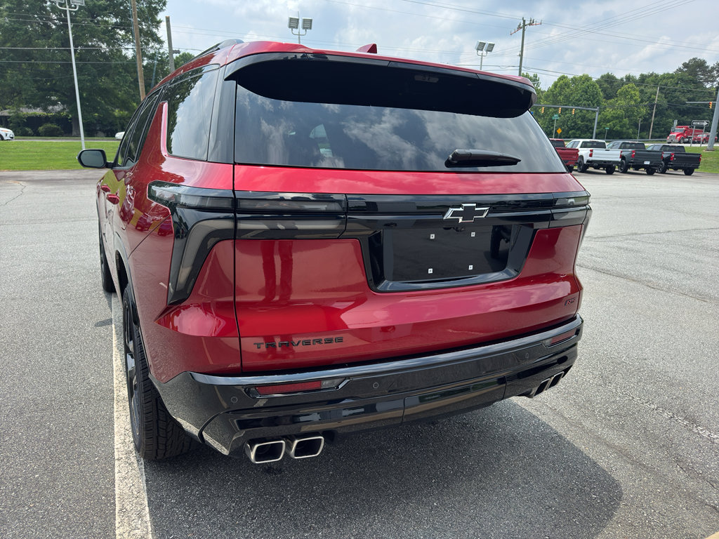 New 2025 Chevrolet Traverse RS image 10