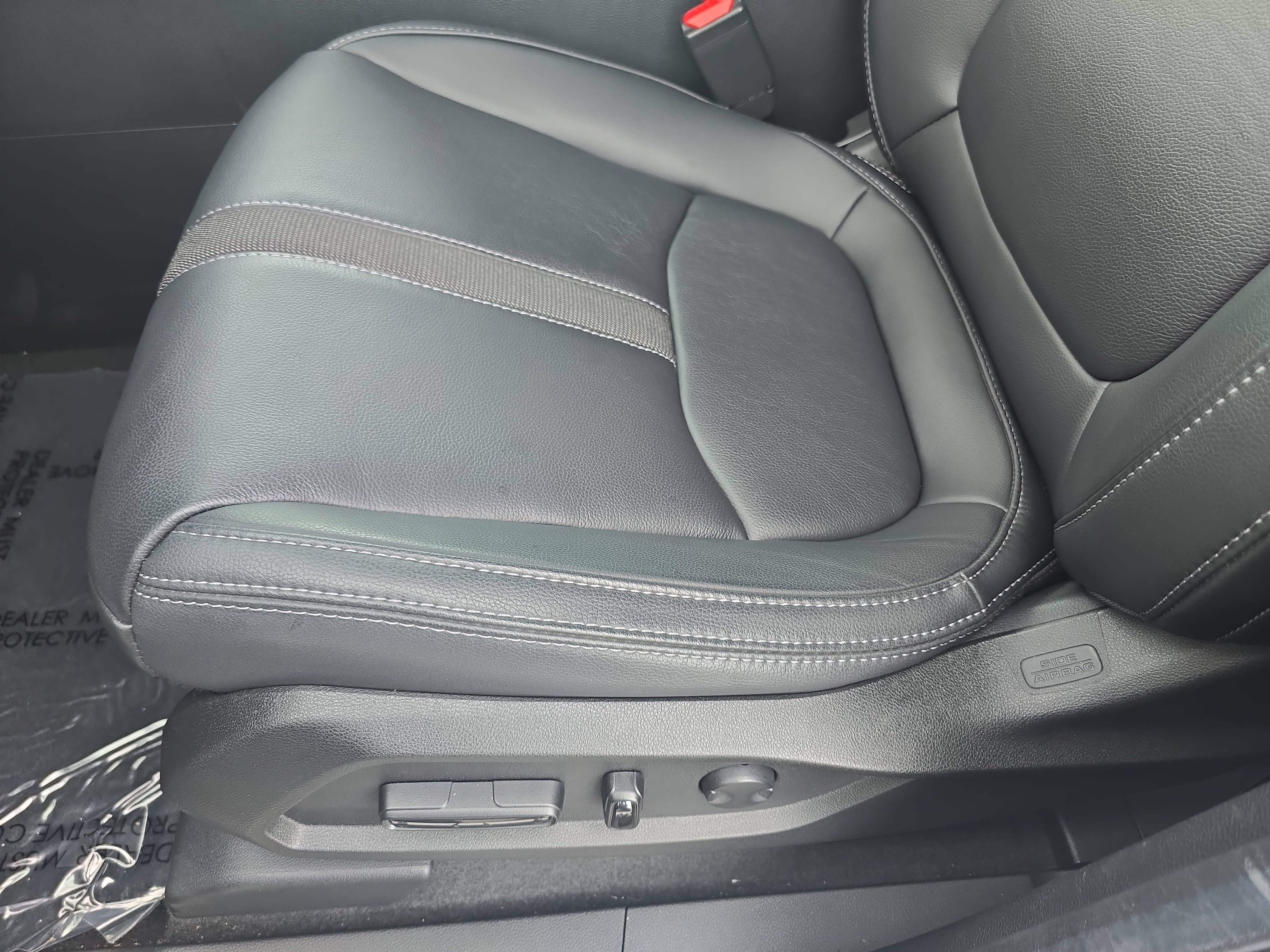 Used 2025 Honda Pilot EX-L image 30