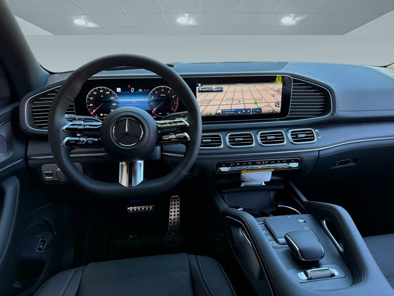 New 2026 Mercedes-Benz GLS 580 4MATIC image 3