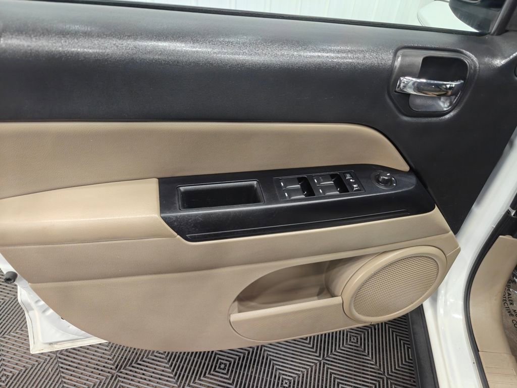 Used 2012 Jeep Compass Sport image 25