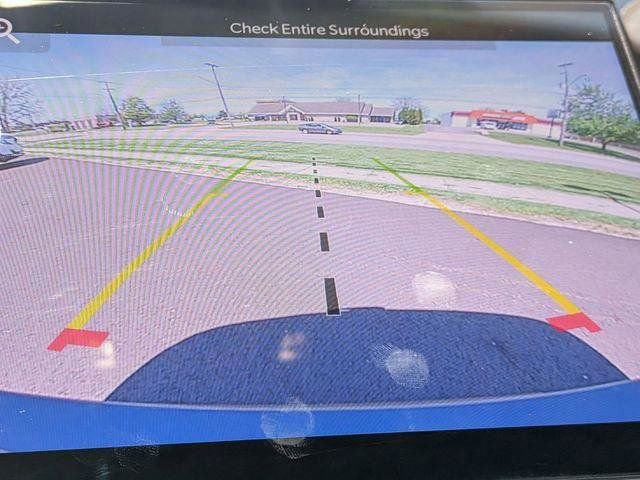 Certified 2024 Jeep Grand Cherokee L Laredo AWD/4WD image 24