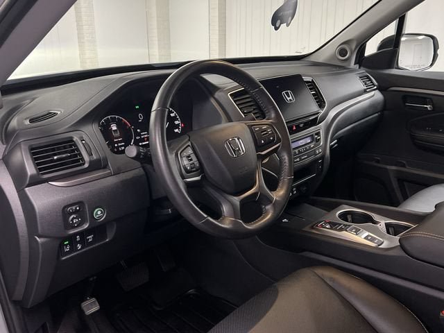 Used 2025 Honda Ridgeline RTL image 10
