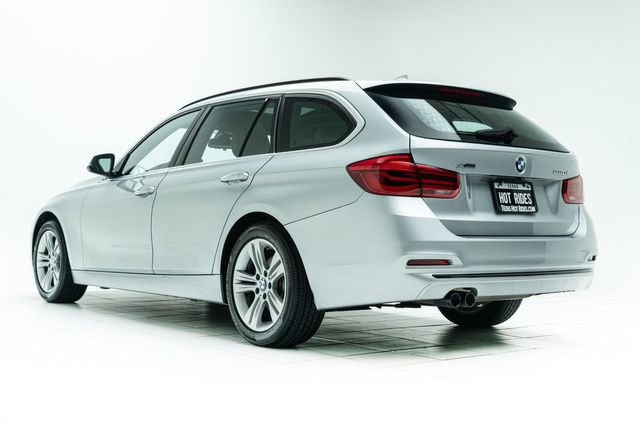 Used 2018 BMW 330i xDrive Wagon AWD/4WD image 18