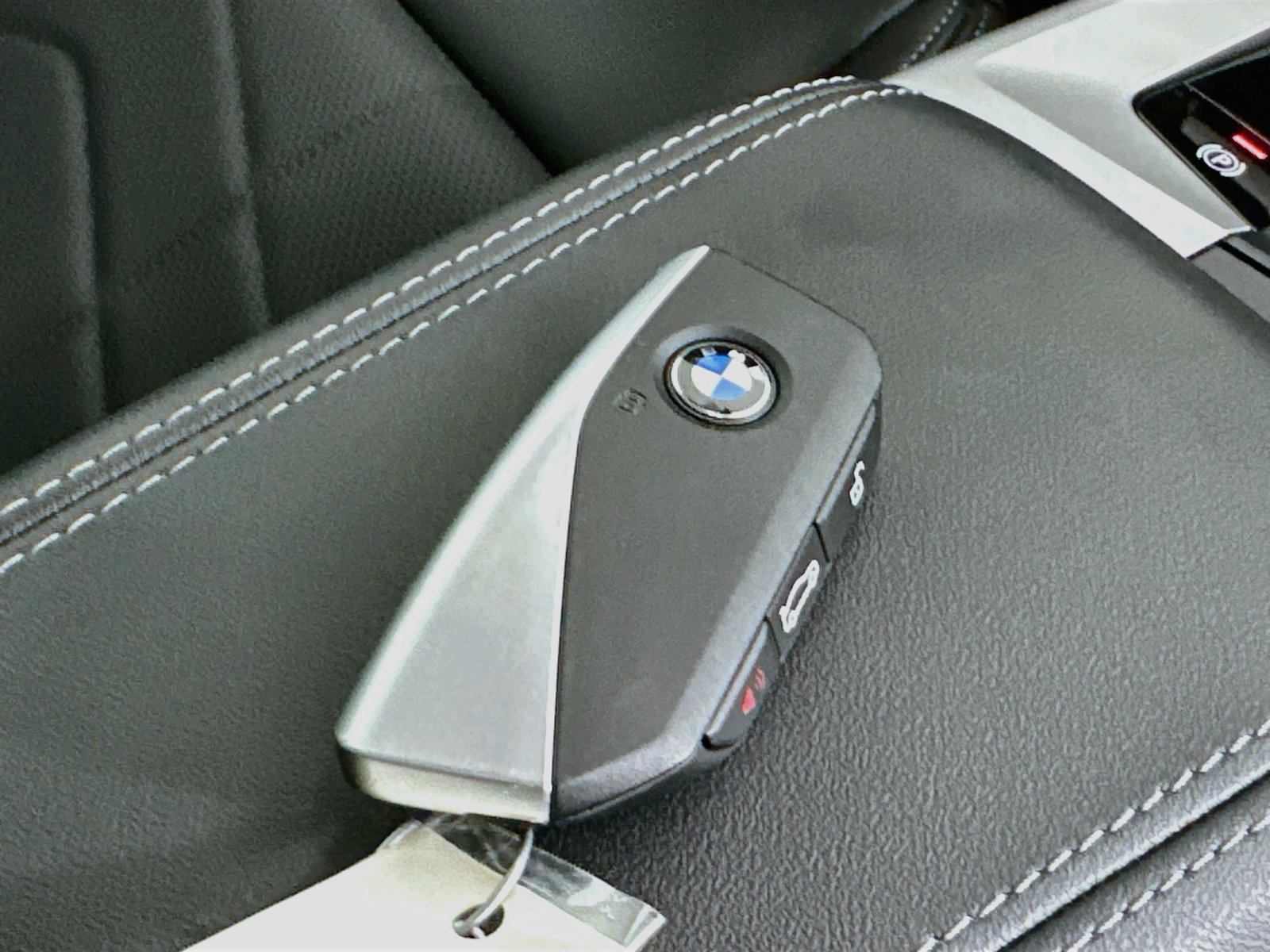 Used 2026 BMW X1 xDrive28i w/ Technology Package AWD/4WD image 46