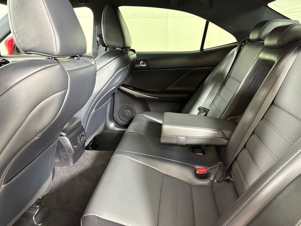 Used 2020 Lexus IS 350 F Sport w/ F Sport Package RWD image 39