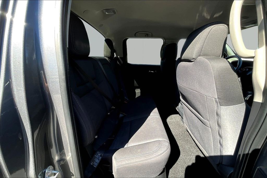 Used 2023 Nissan Frontier SV w/ Tow Package image 24