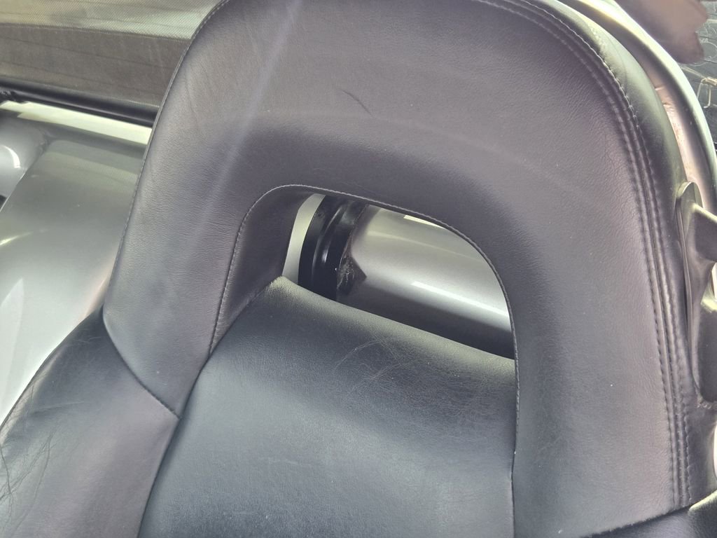 Used 2005 Chevrolet SSR w/ Preferred Equipment Group image 13