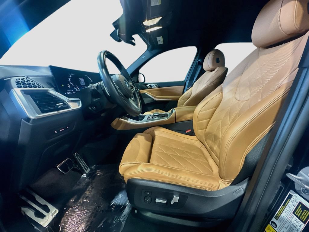 Used 2024 BMW X5 xDrive50e w/ M Sport Package AWD/4WD image 22