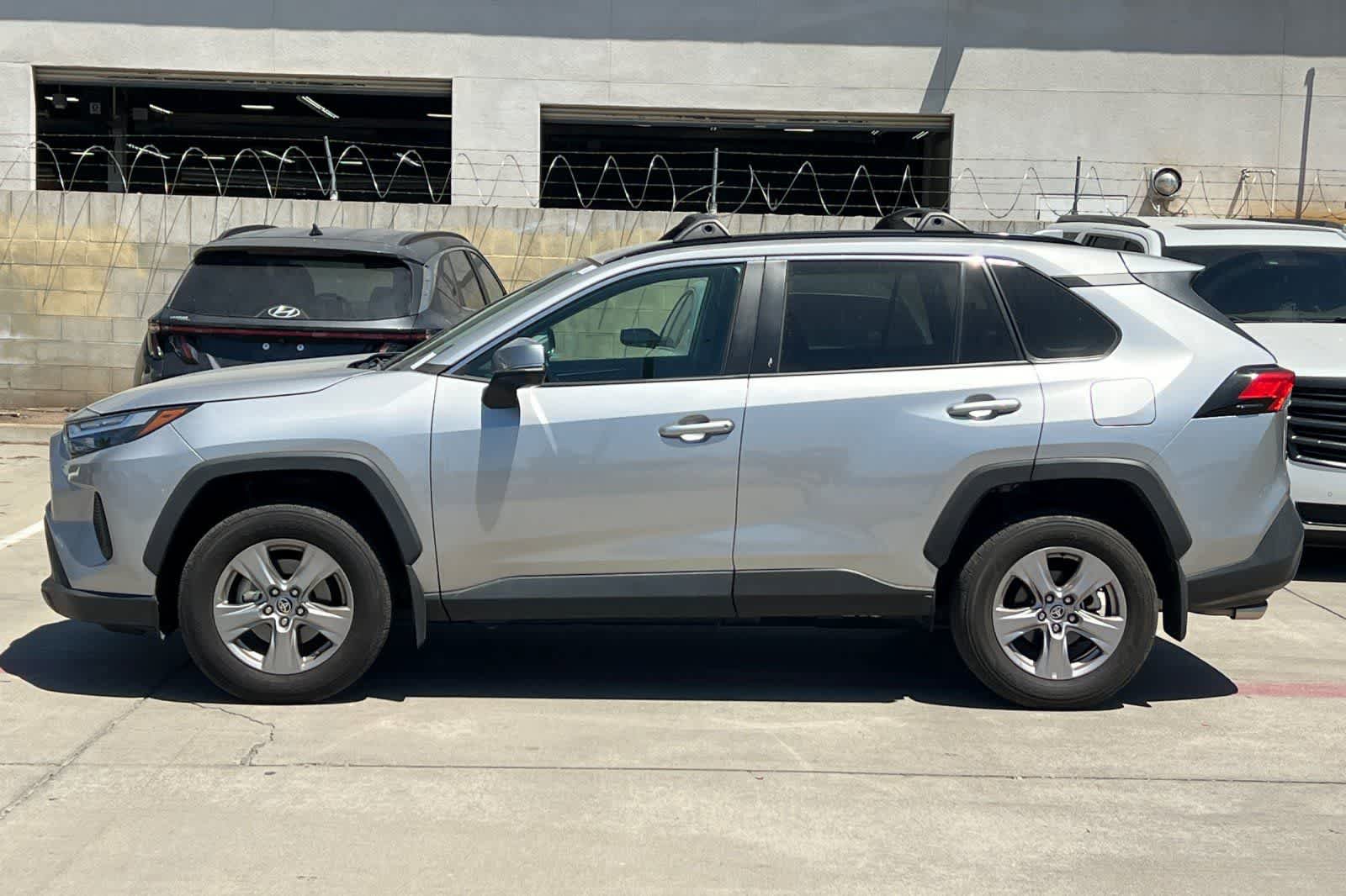 Used 2023 Toyota RAV4 XLE FWD image 6