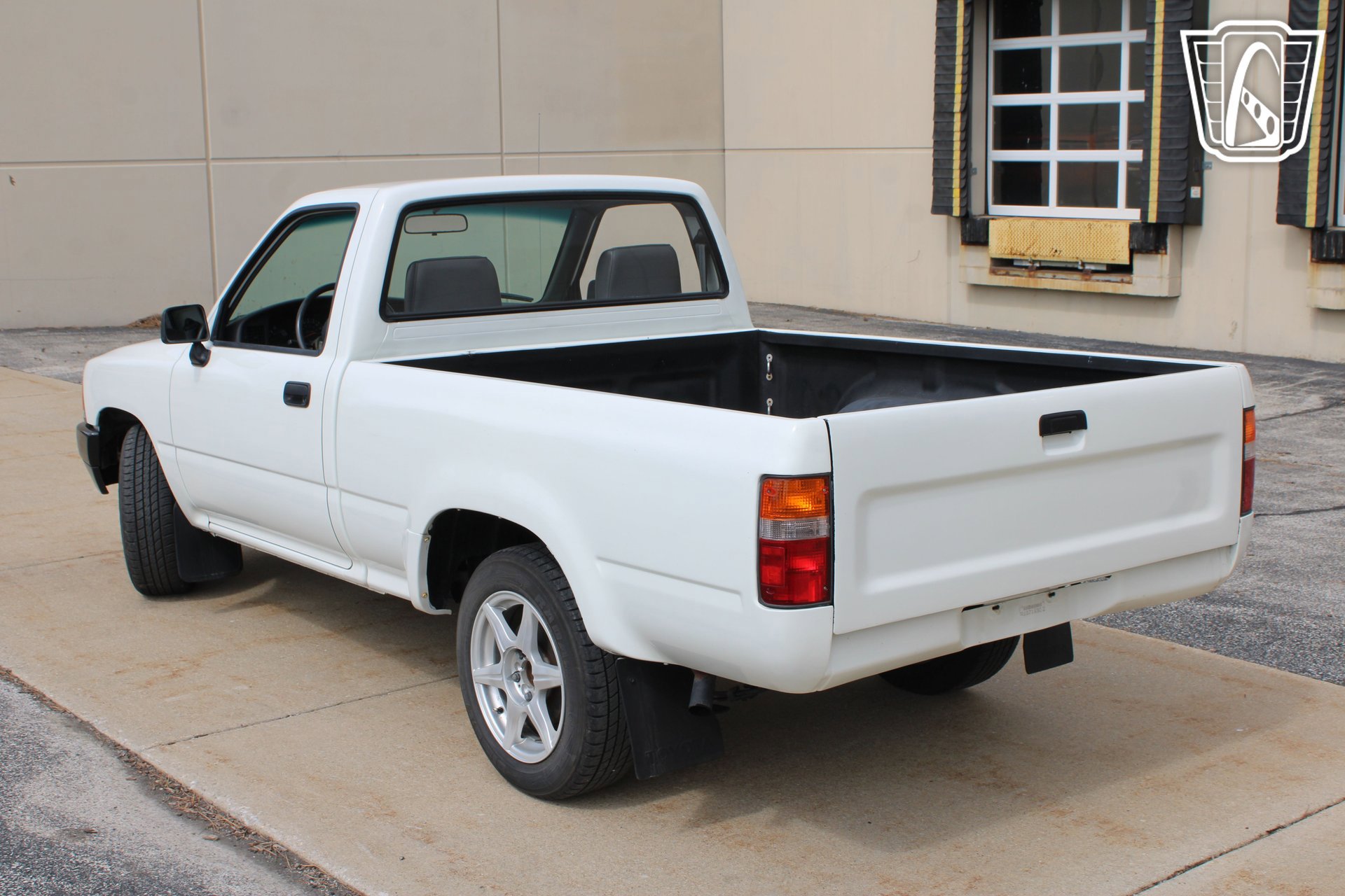 Used 1993 Toyota Pickup 2WD Regular Cab image 7