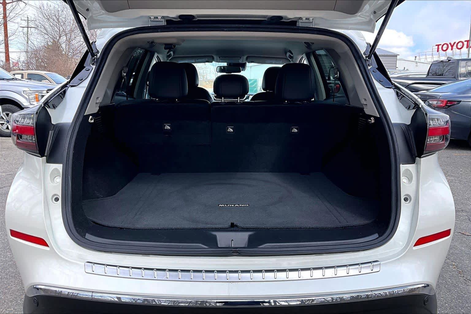 Used 2023 Nissan Murano SV image 30