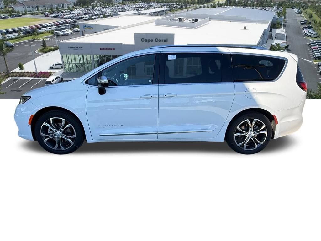 New 2026 Chrysler Pacifica Pinnacle FWD image 8