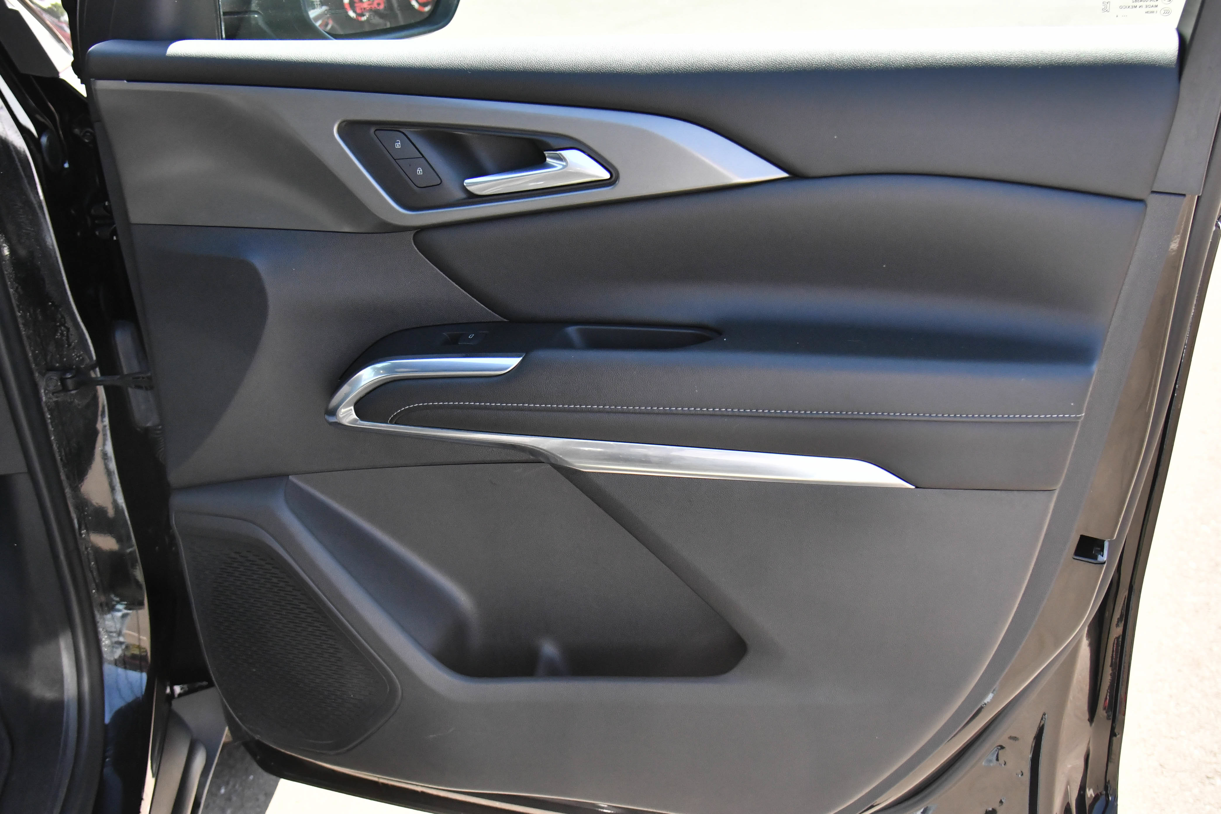 Used 2024 Chevrolet Traverse LT FWD image 54