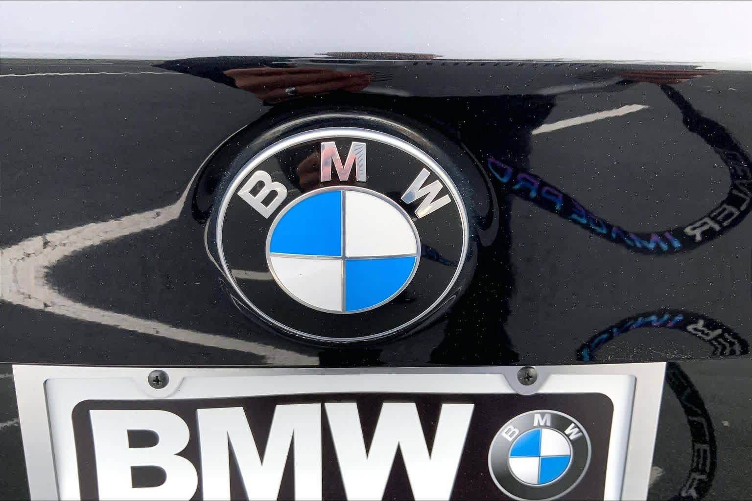 Used 2021 BMW X1 xDrive28i w/ M Sport Package AWD/4WD image 9