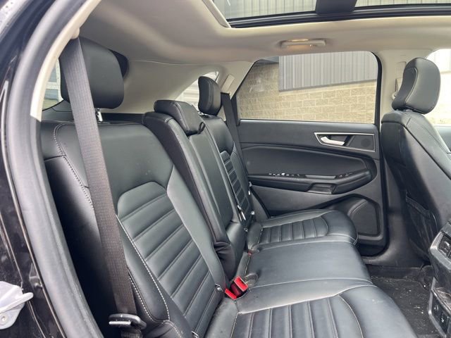 Used 2023 Ford Edge SEL w/ Convenience Package image 13