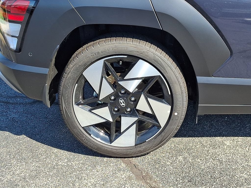New 2027 Hyundai Kona Limited FWD image 5