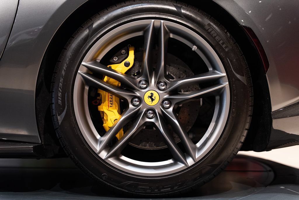 Certified 2023 Ferrari 812 GTS RWD image 14