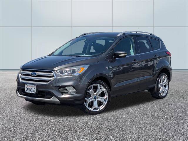 Used 2019 Ford Escape Titanium image 1