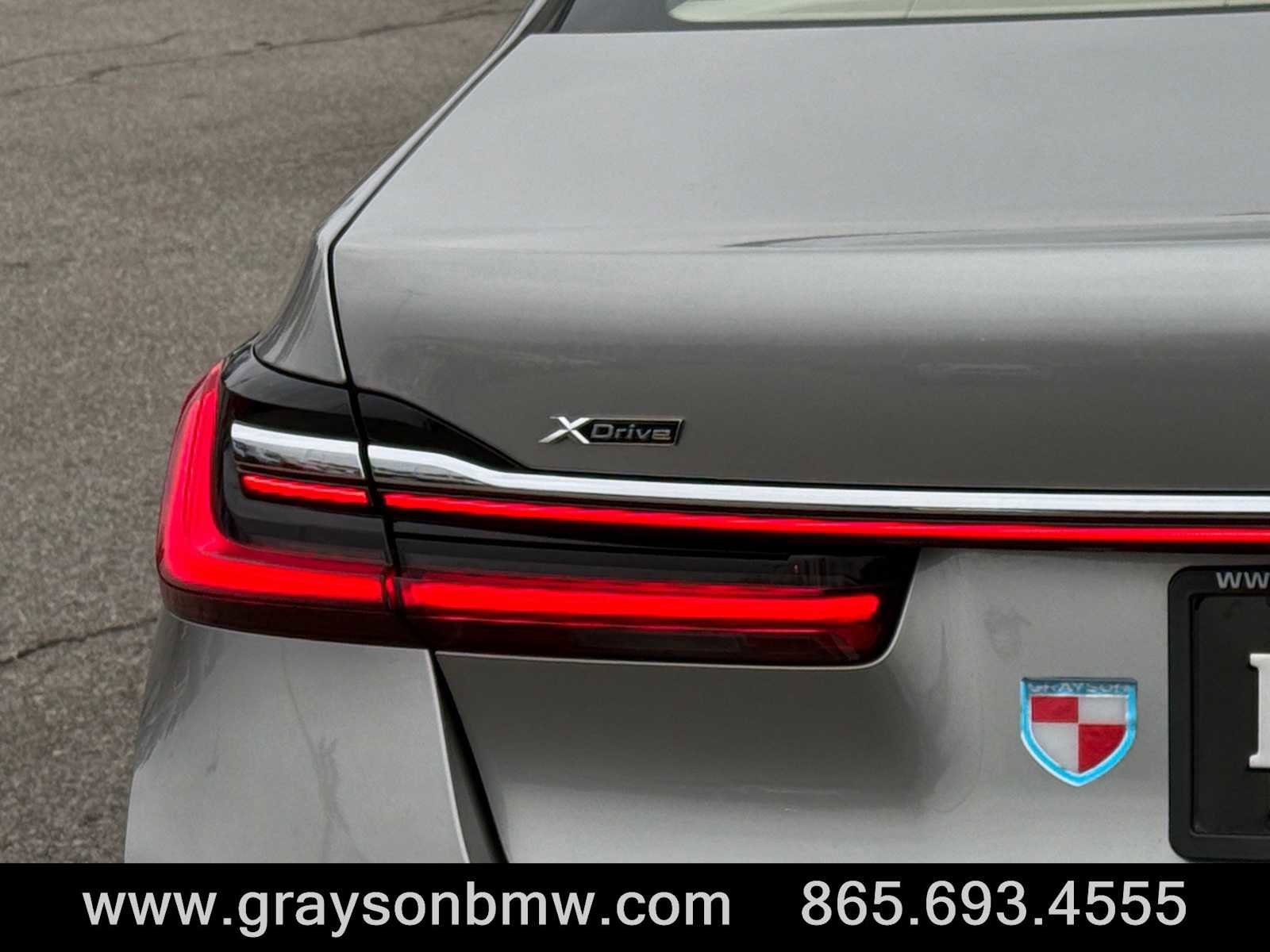 Used 2020 BMW 750i xDrive w/ Executive Package image 36