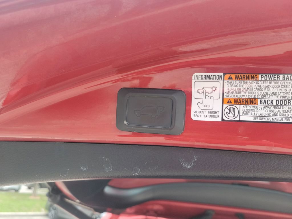 Used 2017 Toyota RAV4 XLE image 30