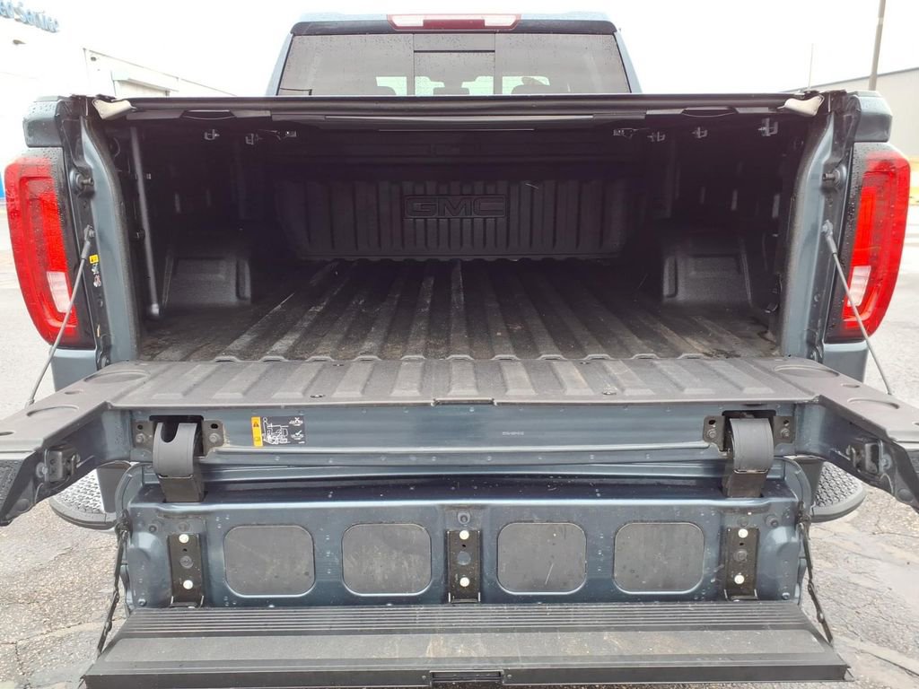 Used 2020 GMC Sierra 1500 SLT w/ SLT Premium Plus Package image 17