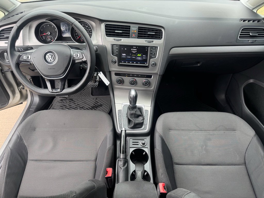 Used 2017 Volkswagen Golf S video 2