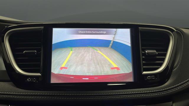 New 2026 Chrysler Pacifica Select image 12