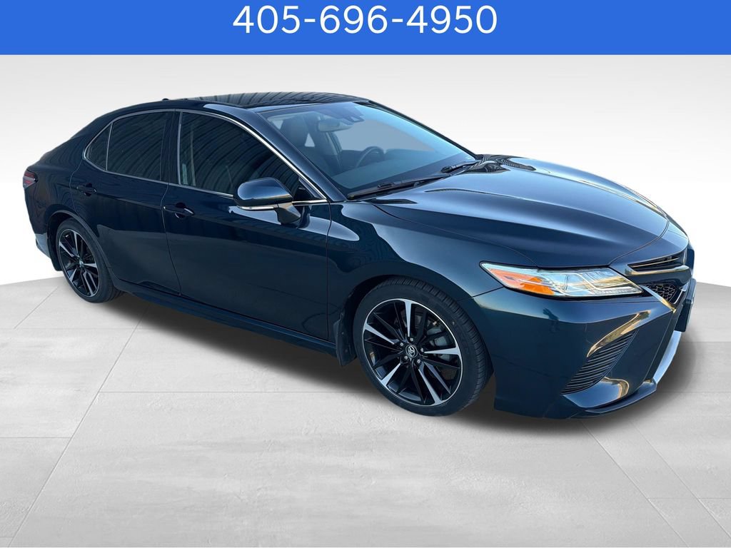 Used 2020 Toyota Camry XSE FWD image 8
