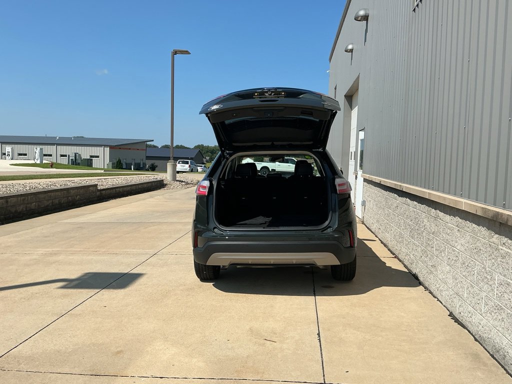 Used 2023 Ford Edge SEL w/ Convenience Package AWD/4WD image 21
