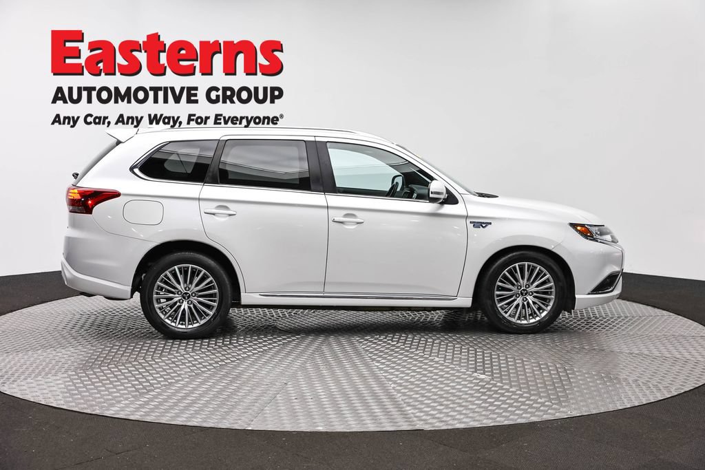 Used 2020 Mitsubishi Outlander SEL AWD/4WD image 4