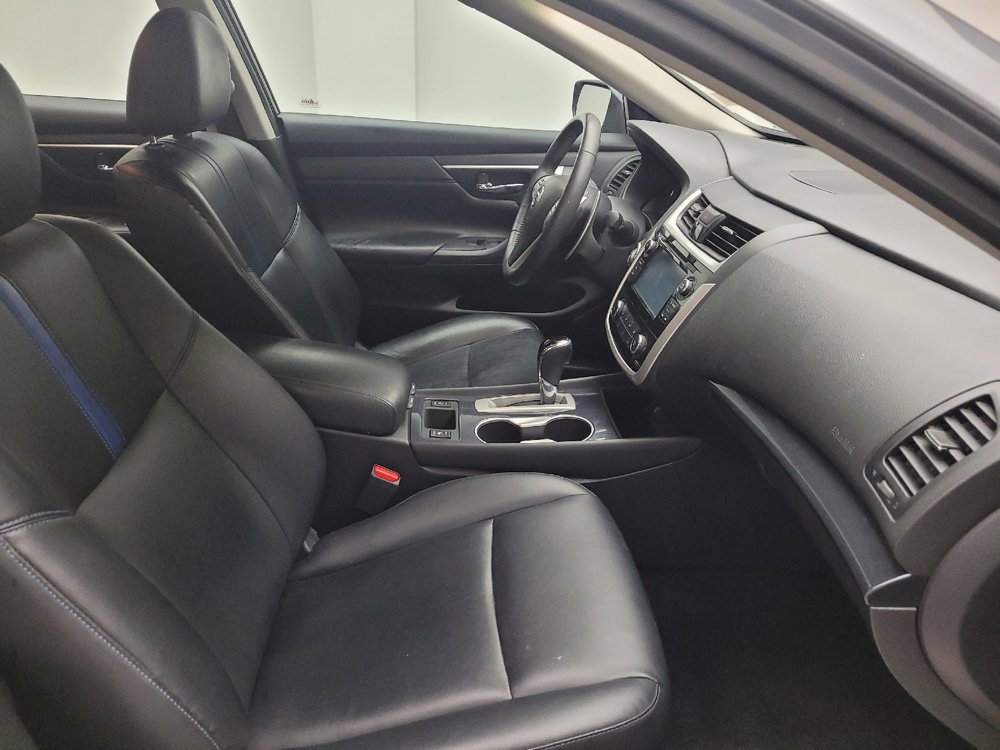 Used 2018 Nissan Altima 2.5 SR w/ SR Midnight Edition FWD image 21