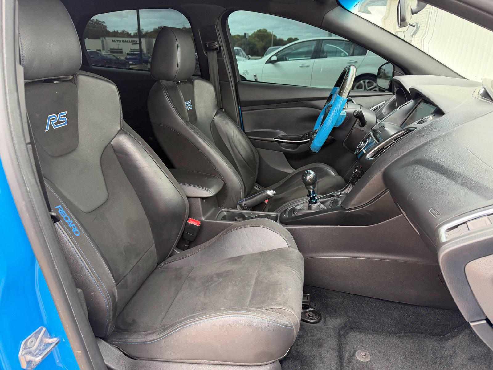 Used 2017 Ford Focus RS AWD/4WD image 31