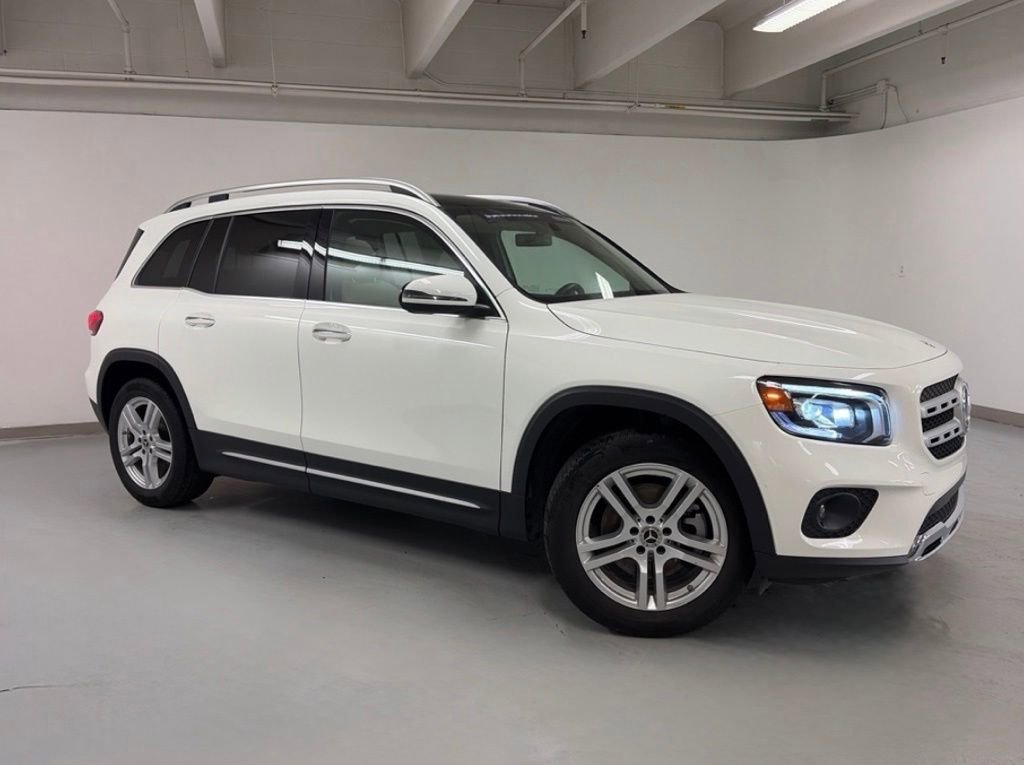 Certified 2022 Mercedes-Benz GLB 250 4MATIC image 8