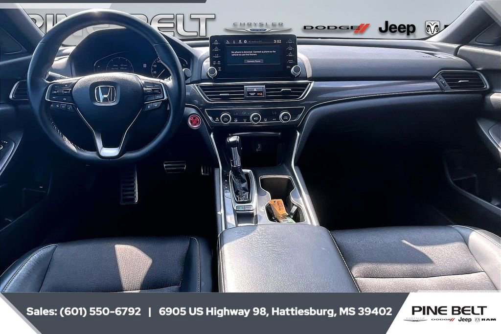 Used 2018 Honda Accord Sport image 13