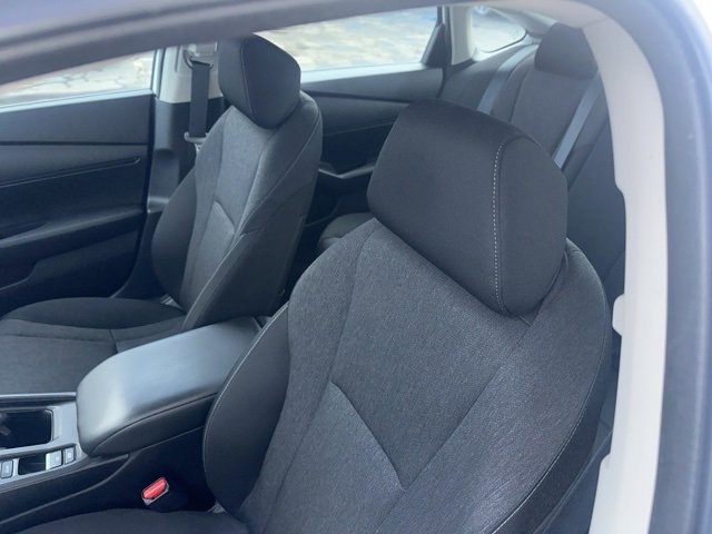 Certified 2023 Honda Accord LX image 9