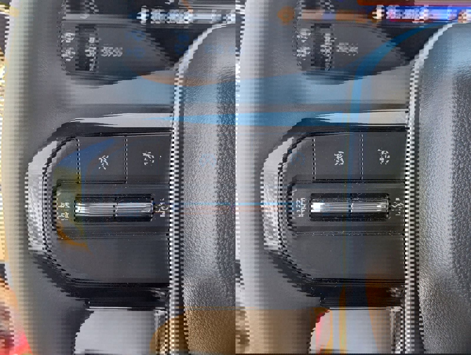 Used 2026 Chevrolet Colorado ZR2 w/ Technology Package image 29