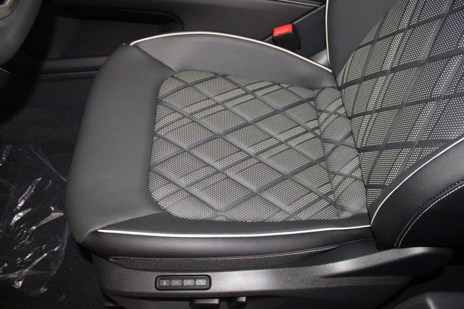 New 2026 Volkswagen Atlas SEL Premium R-Line image 13