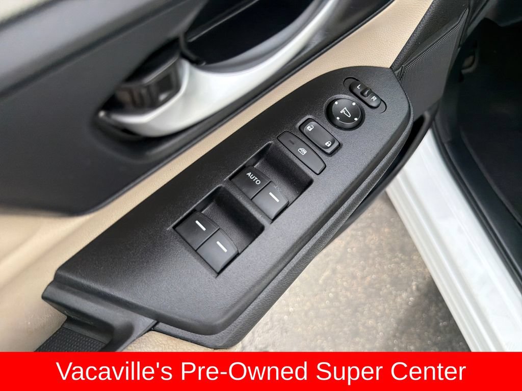 Used 2021 Honda CR-V LX image 11
