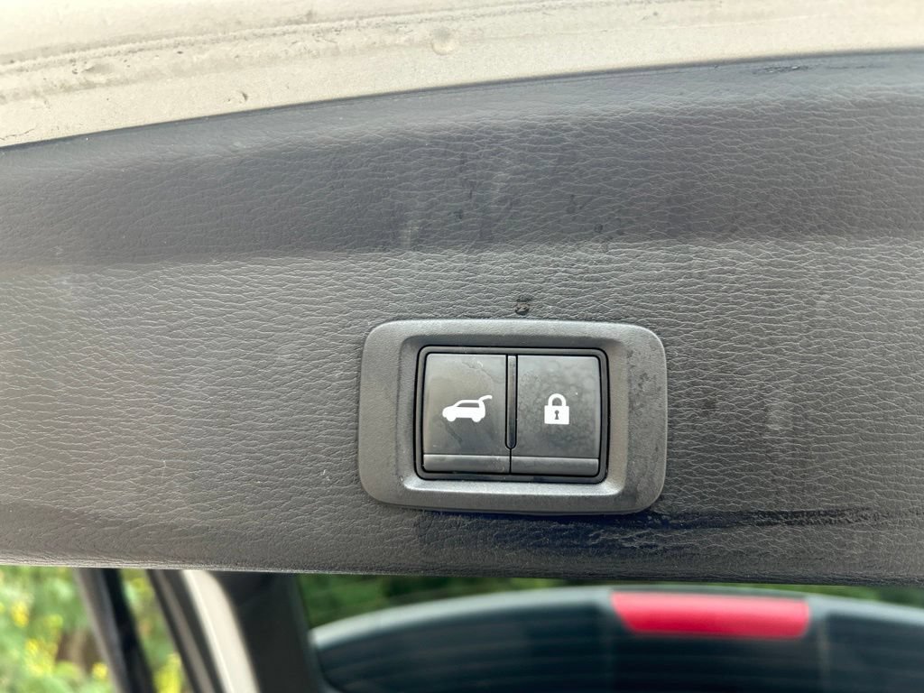 Used 2024 Mitsubishi Outlander SE FWD image 32