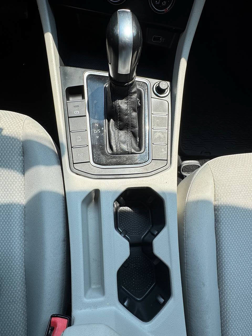 Used 2019 Volkswagen Jetta SE FWD image 10
