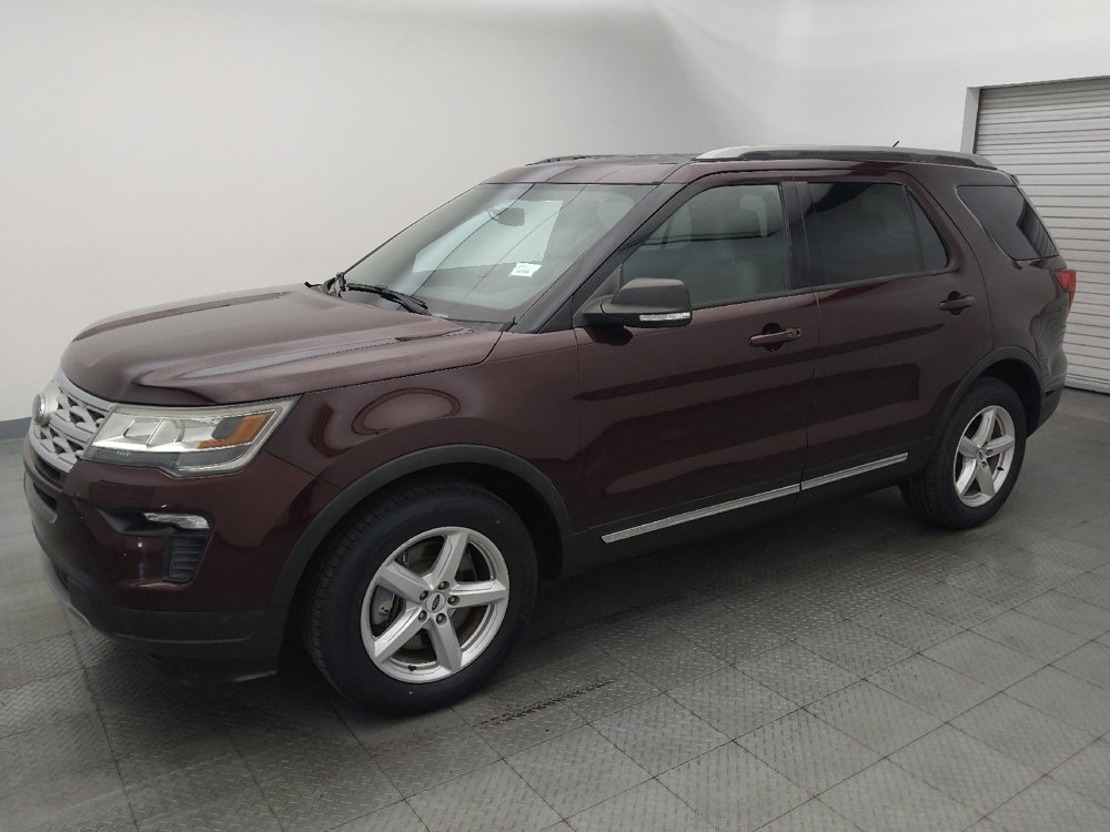 Used 2019 Ford Explorer XLT w/ Equipment Group 201A image 2