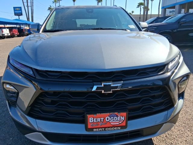 New 2026 Chevrolet Blazer LT w/ Sound & Technology Package FWD image 2