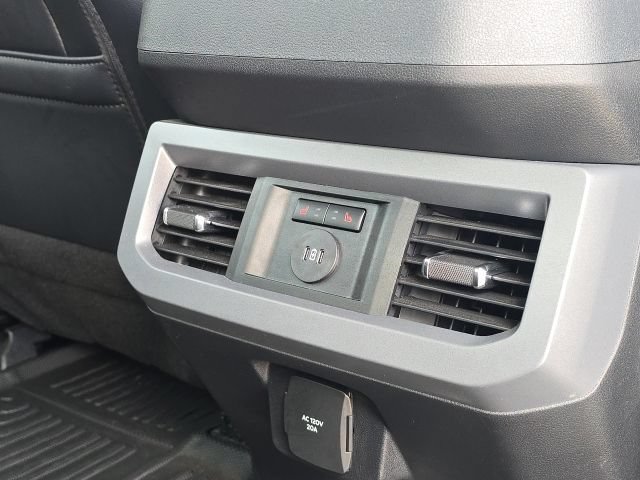 Used 2025 Ford F250 Lariat w/ Lariat Ultimate Package AWD/4WD image 19