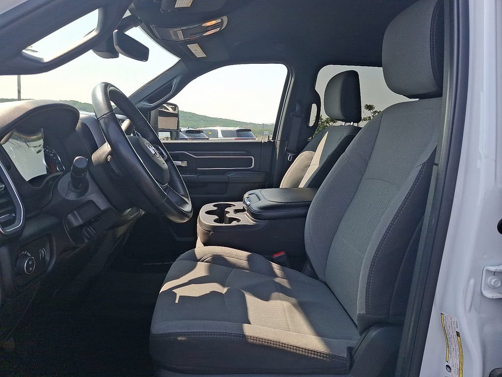 Used 2024 RAM 2500 Big Horn AWD/4WD image 14