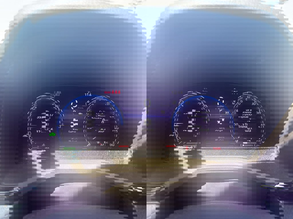 Used 2025 Toyota Camry XLE w/ Premium Package image 17