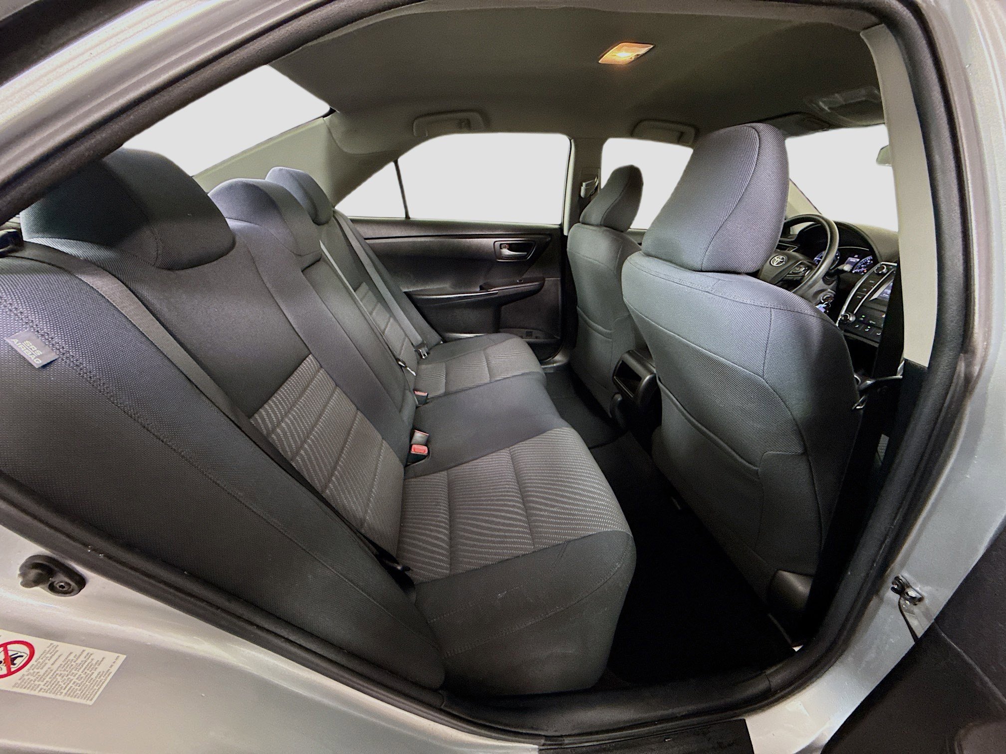 Used 2017 Toyota Camry LE image 26