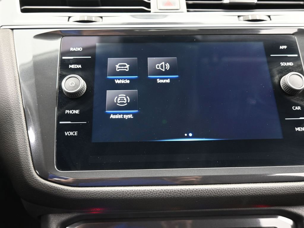 Used 2023 Volkswagen Tiguan SE image 22